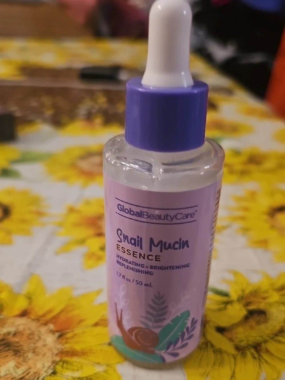 GlobalBeautyCare Snail Mucin Essence - Hydrating Brightening Serum (Purple)